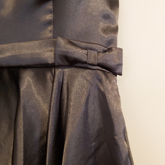 Beautiful little black party dress - Picture 3 of 4